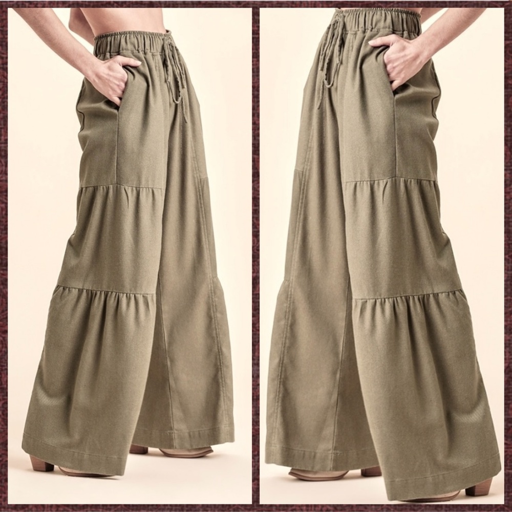 UMGEE Side Tiered Wide Flared Leg Pants Elasticized Waist, Drawstring & Pockets - Picture 4 of 16